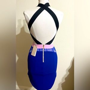 Super fun body con style dress with lace detailing - open to offers!